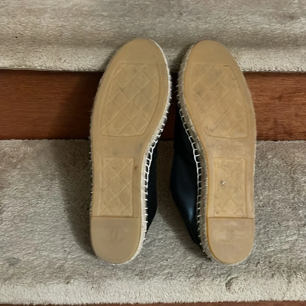 CHANEL Black Espadrilles Like New In Excellent Condition